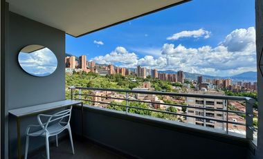 Apartamento en venta en piso alto en el poblado