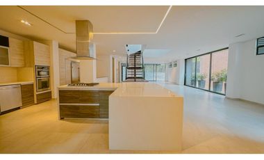 Espectacular casa de lujo en el Poblado