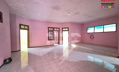 Disewakan Rumah sangat Luas di Kebalenan - Banyuwangi