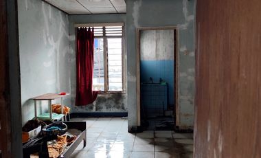 Rumah Bagus Siap Huni di Samping Jalan Cocok Untuk Usaha