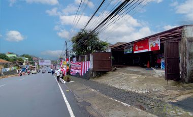 Rumah Bagus Siap Huni di Samping Jalan Cocok Untuk Usaha