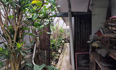 Rumah Bagus Siap Huni di Samping Jalan Cocok Untuk Usaha