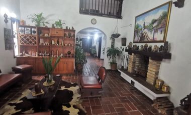 Casa En Venta El Poblado - La Aguacatala Medellín, Colombia