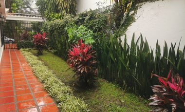 Casa En Venta El Poblado - La Aguacatala Medellín, Colombia