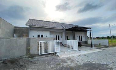 dijual rumah hunian tipe 3O/8O lokasi dekat dari jalan raya solojogja