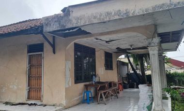 Jual Rumah Luas (Harga Tanah) di Jl Raya Cipanas Puncak