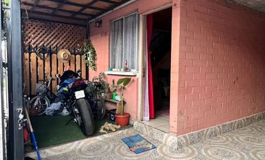 EN VENTA PROPIEDAD DE 2 PISOS UBICADA EN VILLA SANTO TOMAS