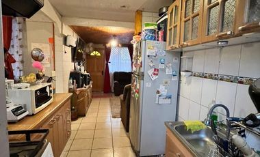 EN VENTA PROPIEDAD DE 2 PISOS UBICADA EN VILLA SANTO TOMAS