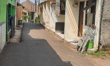 Disewakan rumah petak bagus dan murah di Jl Suliki Cempaka Jatibening