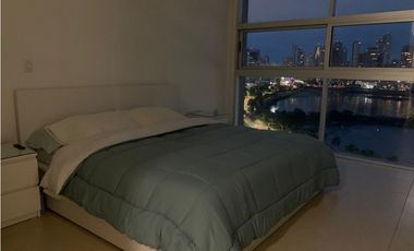 ALQUILO PH WHITE AMOBLADO AVENIDA BALBOA
