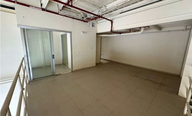 ALQUILER DE LOCAL EN VIA PORRAS CON MANTENIMIENTO INCLUIDO 291m2 JP