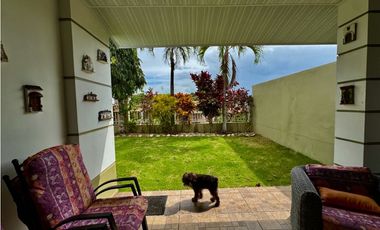 Casa en venta PH Brisas Village-Brisas del Golf (YM)