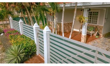 LOS SANTOS / LAS TABLAS / 3 HABITACION / 300M / TERRAZA / AMOBLADO MB