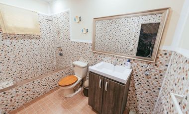 LOS SANTOS / LAS TABLAS / 3 HABITACION / 300M / TERRAZA / AMOBLADO MB