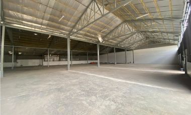 GALERA / TOCUMEN STORAGE COMPLEX / 925 M2 / VIA PRINCIPAL / VACIO
