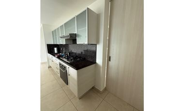 CLAYTON PARK ll / 152M / VISTA AL CANAL / 3 HABITACION / LINEA BLANCA