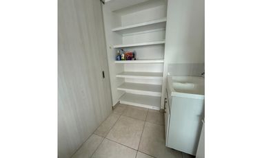 CLAYTON PARK ll / 152M / VISTA AL CANAL / 3 HABITACION / LINEA BLANCA