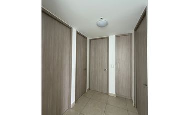 CLAYTON PARK ll / 152M / VISTA AL CANAL / 3 HABITACION / LINEA BLANCA