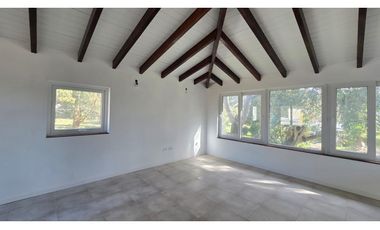 Venta Ph de 3 ambientes a estrenar. con amplio jardin.