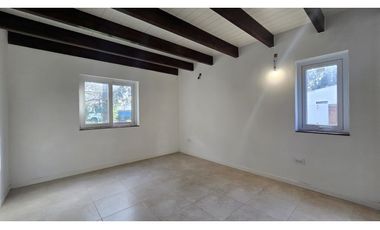 Venta Ph de 3 ambientes a estrenar. con amplio jardin.