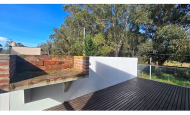 Venta Ph de 3 ambientes a estrenar. con amplio jardin.