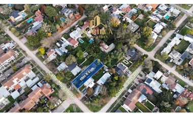 Casa Quincho s/ lote de 10mX 43m. Caisamar