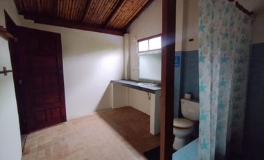 Hotel en Venta, Santa Elena, Montañita, VicY