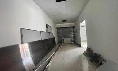 Local Comercial en Cdla  Alborada 7 Etapa AleMo