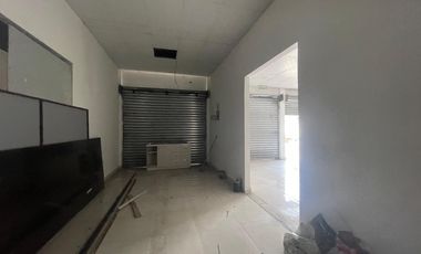 Local Comercial en Cdla  Alborada 7 Etapa AleMo