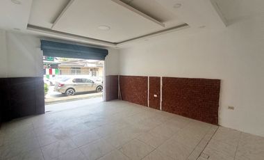 Local Comercial en  alquiler en Garzota 1  GabR