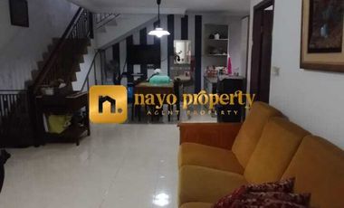 Rumah Bagus Posisi Hook Dalam Komplek Dekat Pintu Tol di Sidoarjo