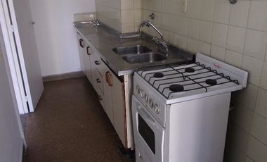Departamento en alquiler en Sarandi Oeste