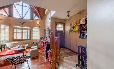 OPORTUNIDAD CASA C/ 2 LOTES BERNAL O. FINANCIACIÓN