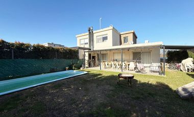 Venta Casa en Casas de Santa Ana - Entregada!
