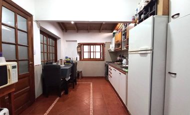 VENTA PH 4 AMBIENTES RAMOS MEJIA AL FRENTE TERRAZA