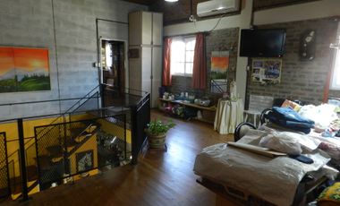 VENTA CASA 4 AMBIENTES BERNAL GARAGE DEPTO 2 AMB.