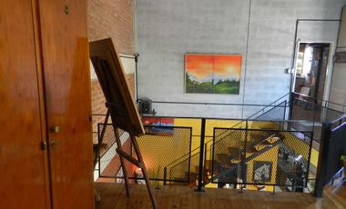VENTA CASA 4 AMBIENTES BERNAL GARAGE DEPTO 2 AMB.