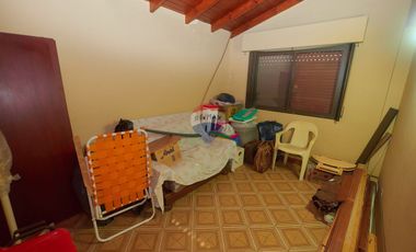 VENTA CASA BERNAL 3 DORMITORIOS