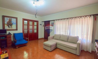 VENTA CASA BERNAL 3 DORMITORIOS