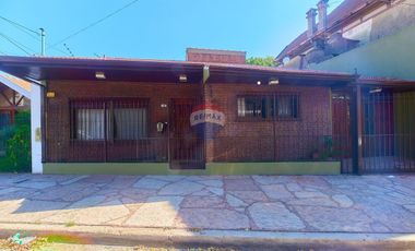 VENTA CASA BERNAL 3 DORMITORIOS