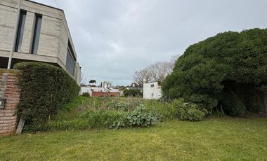 VENTA LOTE ESTRATEGICO SOBRE SANTA MARIA DE ORO.