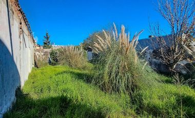 Venta lote con losa a 1 cuadra de Av. Luro