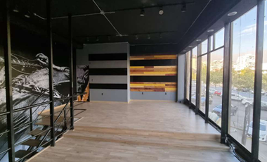 Local Comercial en Arriendo en Centro Comercial Omnium / Metro Escuela Militar