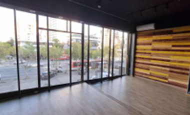 Local Comercial en Arriendo en Centro Comercial Omnium / Metro Escuela Militar