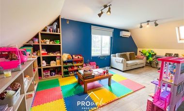 Casa en Venta en San Carlos de Apoquindo