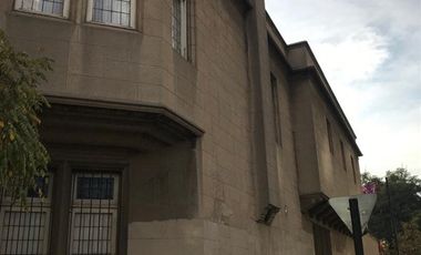 Oficina en Arriendo en Casona apta para microempresa familiar u oficina