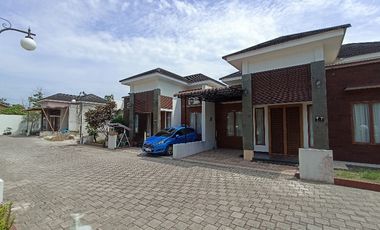 Palm Leaves Conwood Jl Flamboyan 4 / Rajawali Sakti Panam