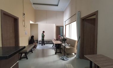 Palm Leaves Conwood Jl Flamboyan 4 / Rajawali Sakti Panam