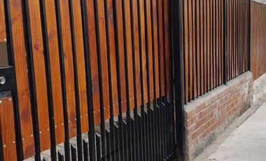 Casa en Venta en Venta Casa 2D 1B 2E Villa Brisas del Sol, Puente Alto