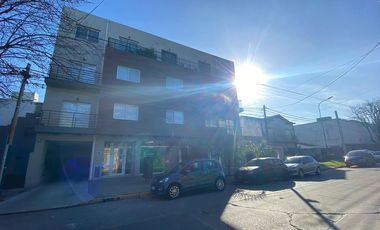 VENTA DEPARTAMENTO 2 AMBIENTES PB COCHERA PADUA